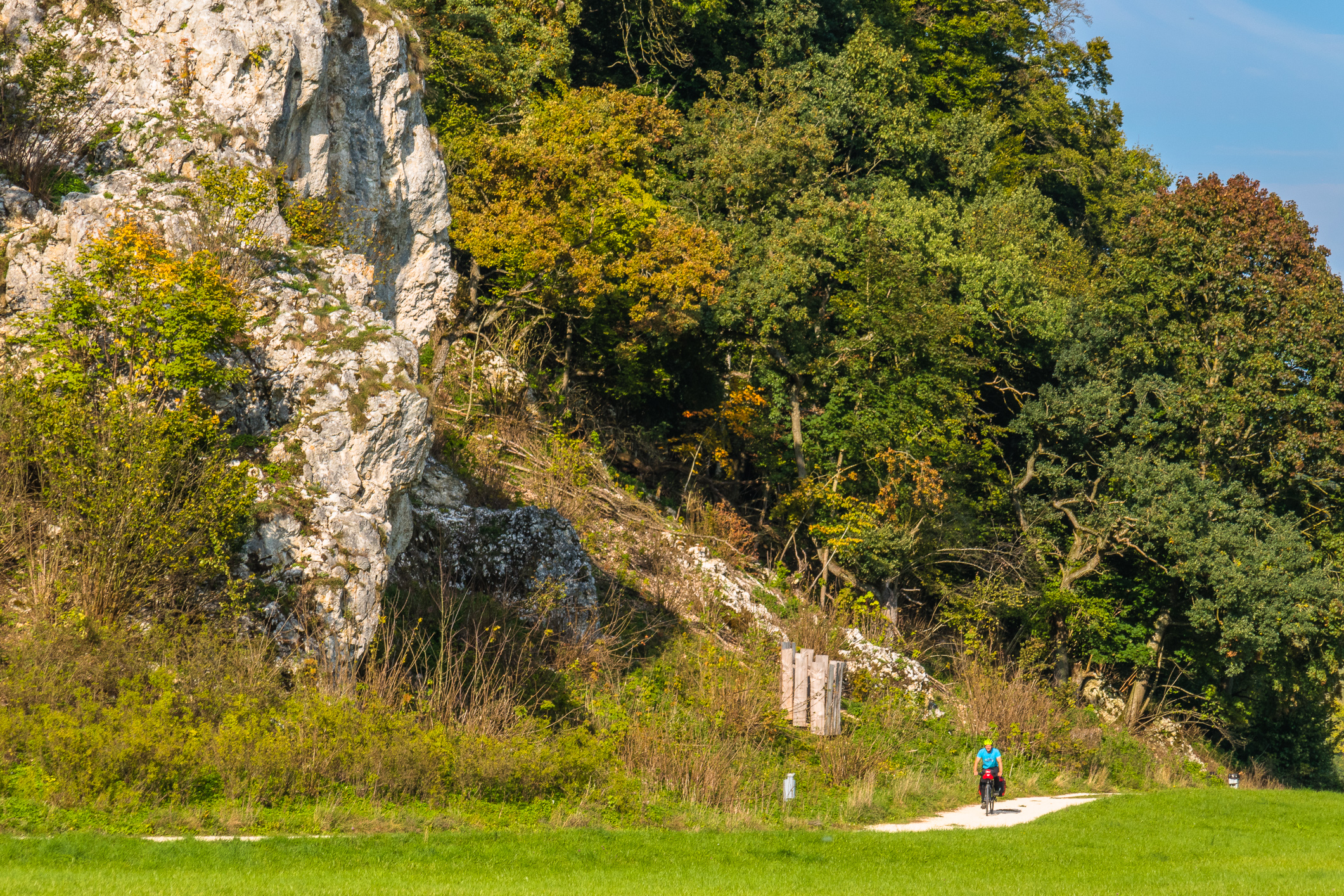 Der Kalkstein des Oberjuras prägt dir Landschaft der Schwäbischen Alb